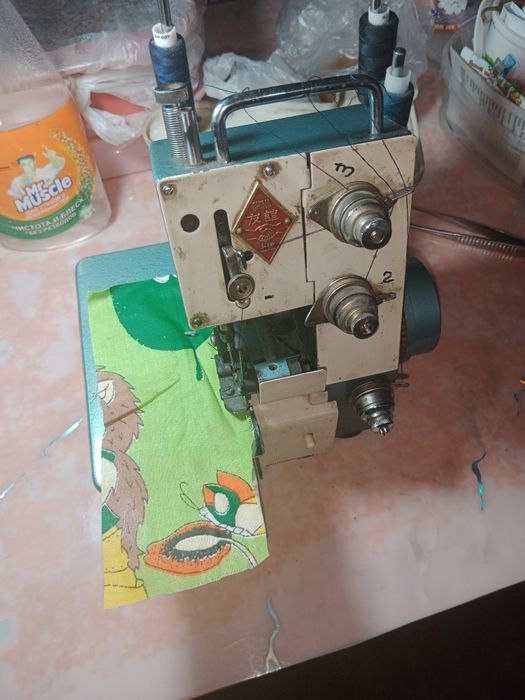 Продам   оверлок