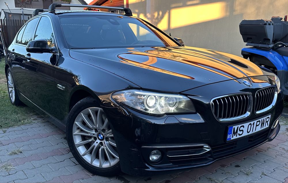 BMW 525 xDrive 4x4 2015 - Pachet M Luxury & Interior Seria 7 Heads up display Full Led