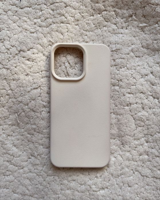 Чехлы на iPhone 15 Pro Max