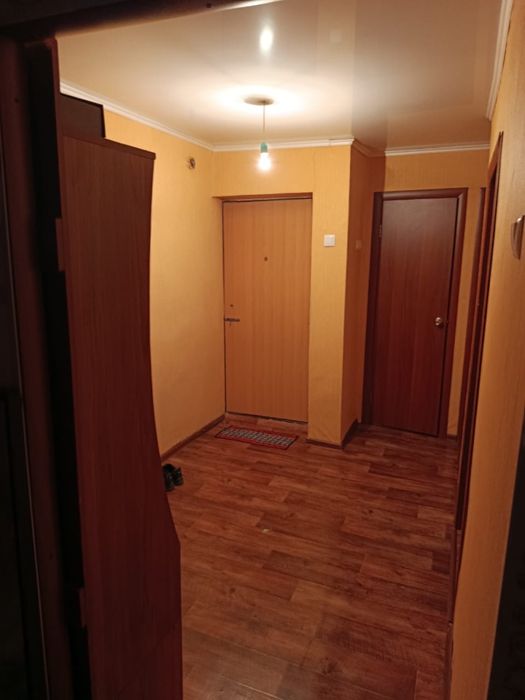 Сдам квартиру 4 комнатную