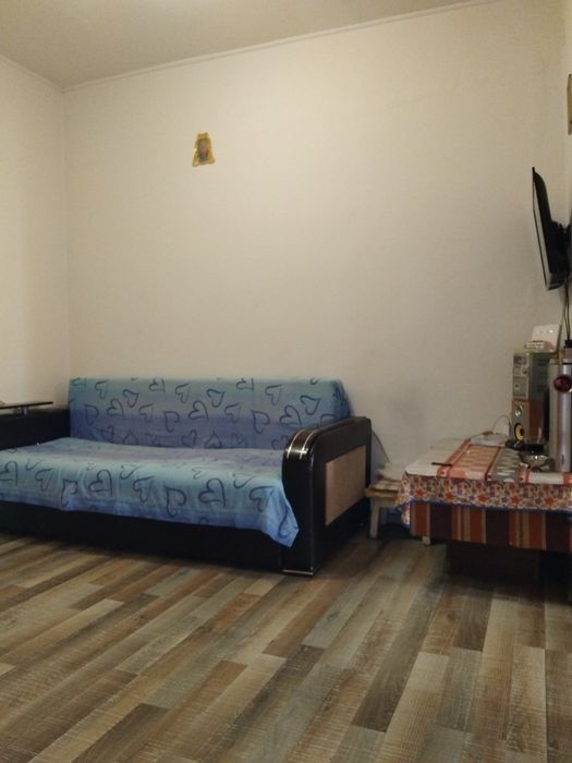 Garsoniera de vânzare