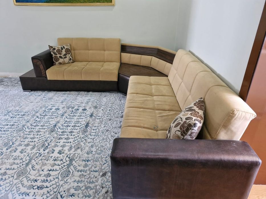 Шикарный удобный диван