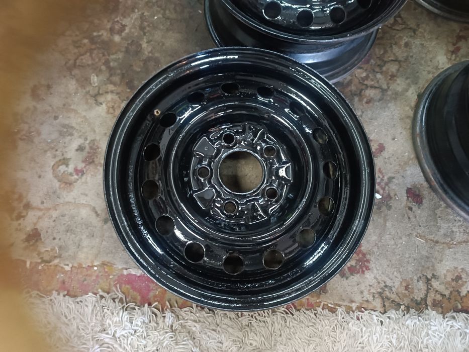 Диски железные нисан