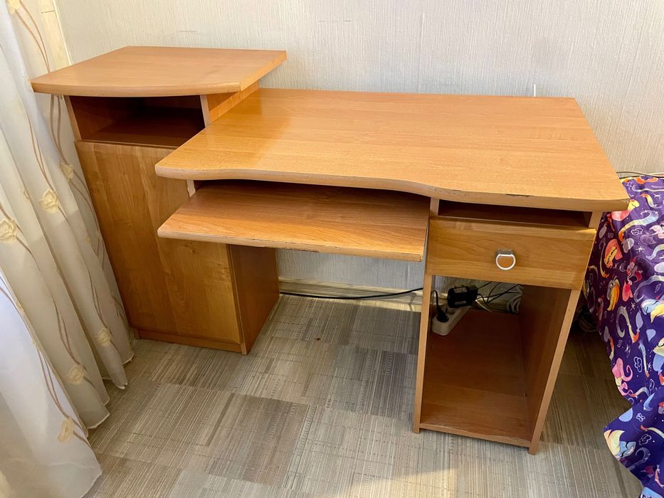 Компьютерный стол