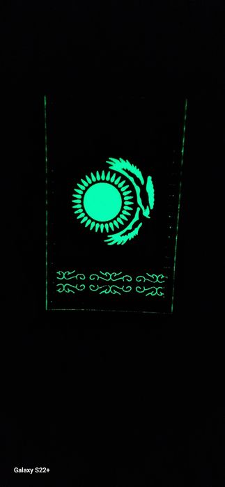 Продам нашивку новую