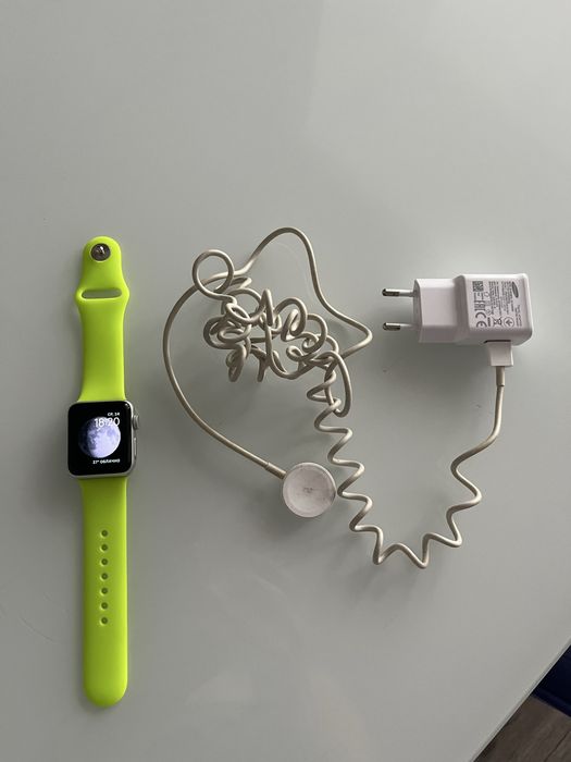 Продам apple watch 3