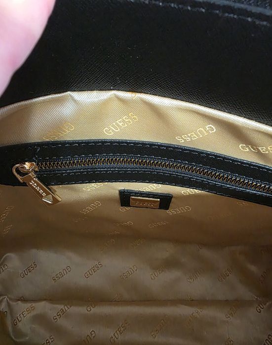 Guess Geantă spațioasă