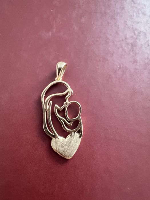 Продается золото 585пр