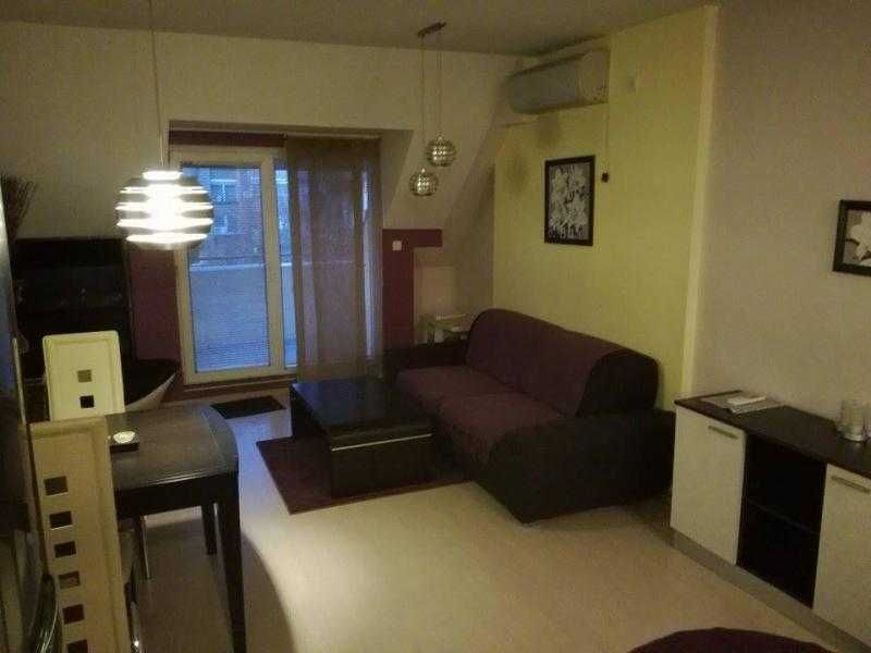 Дава се под наем Тристаен апартамент в Бургас, Възраждане - 65 кв.м за 535.5 € - Снимка #2