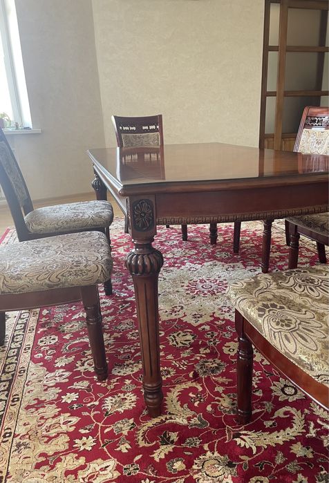 Продам стол со стульями