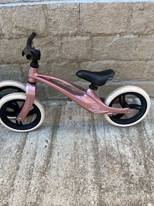 Два броя алуминиеви баланс колела за момче и момиче