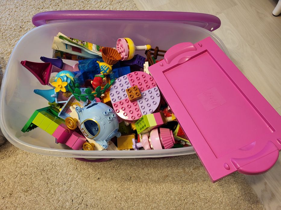 Colectie mare de seturi  LEGO DUPLO cu cutie depozitare