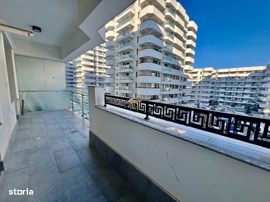 De închiriat | 2 camere | Royal Town | Liber | Etaj 4