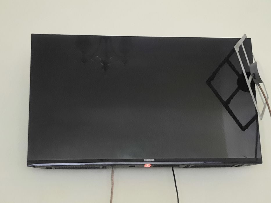 Televizor sotiladi sumsung holati zur yangi