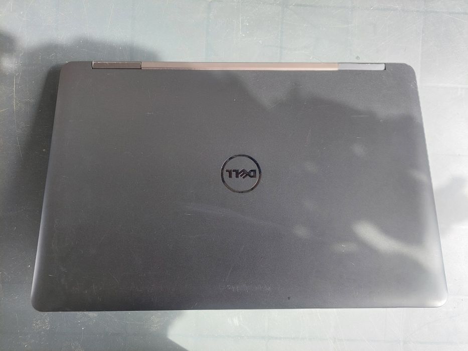 Laptop Dell Latitude i5