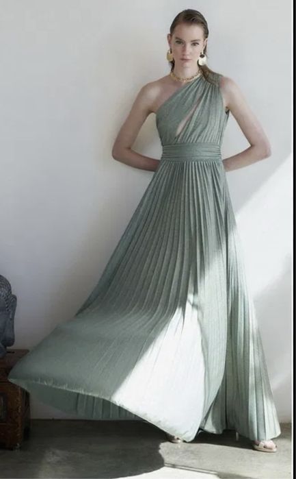 BSB официална рокля