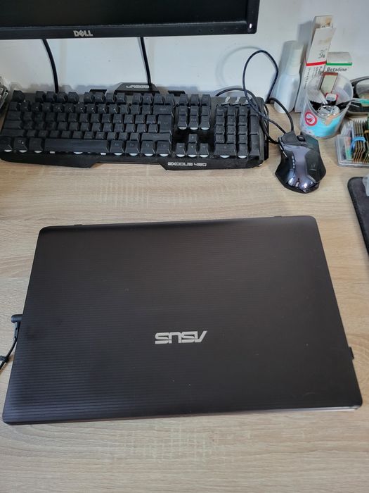 Laptop Asus K53SD , i7- 2670QM , 8 GB,  hdd 1 TB  , 15.6"