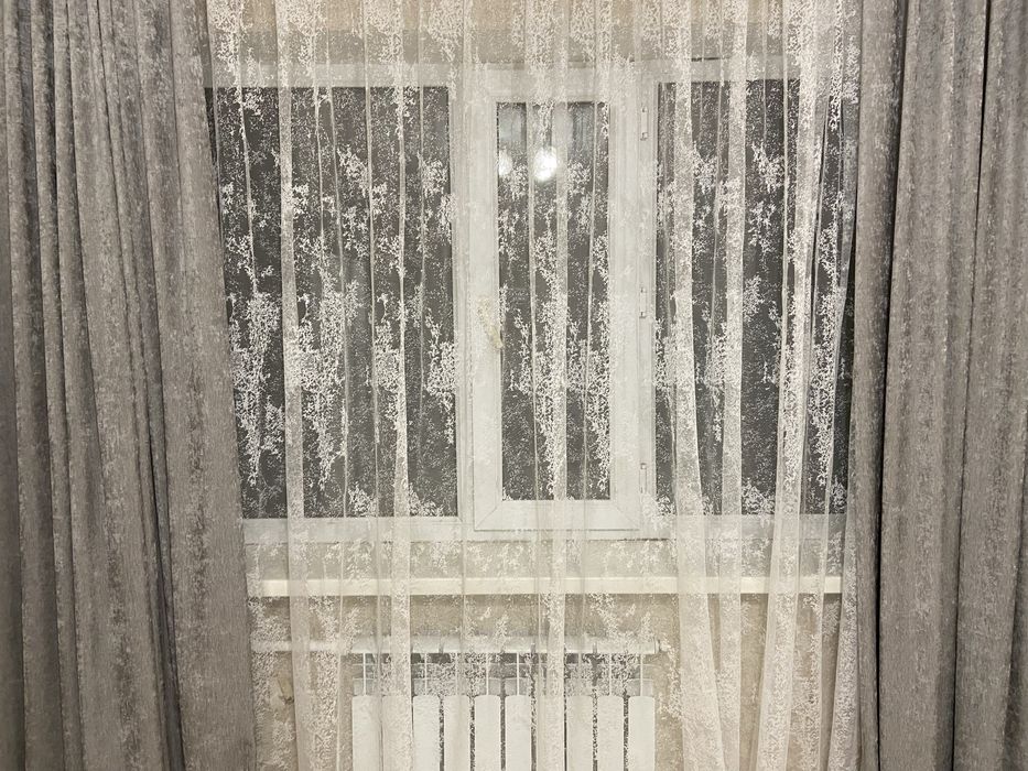 Продам новые шторы с тюлью .