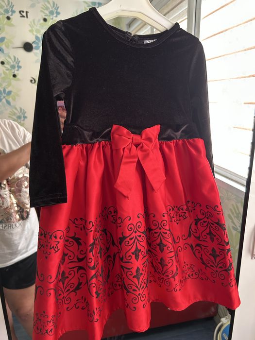 Рокля за момиче размер 98