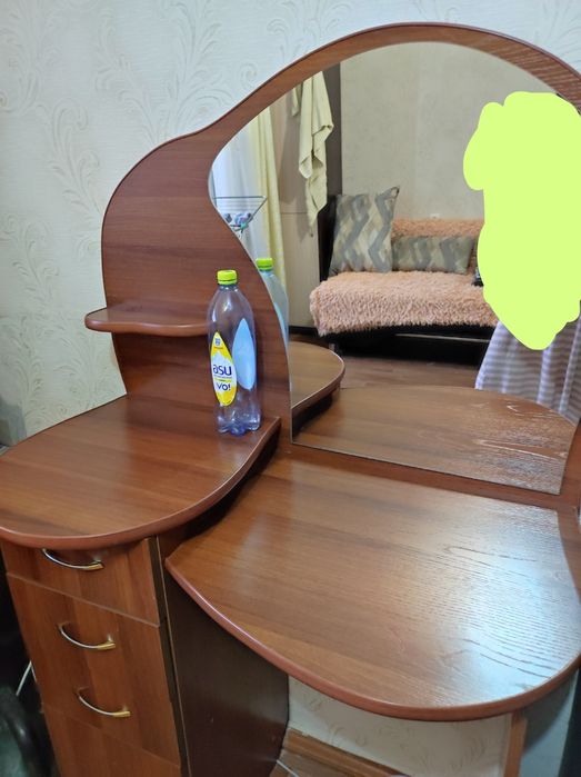 Туалетный столик