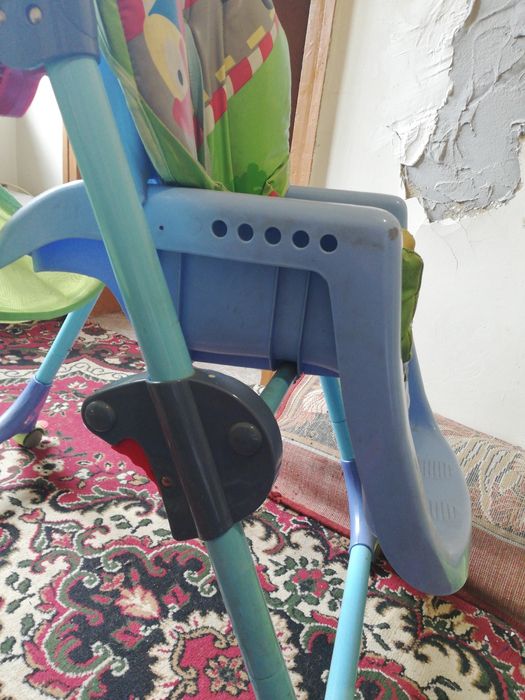 Детски стол за хранене