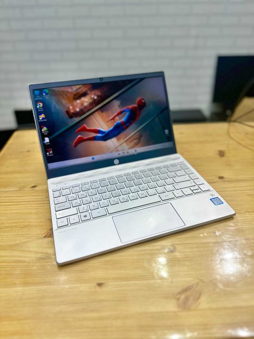 ультрабук HP на 512 SSD
