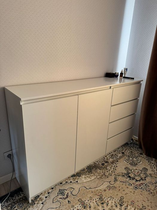 Продаю комод белый