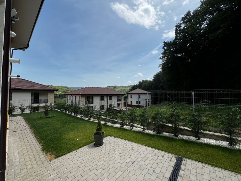 Inchiriez casa la liziera padurii, Cetatea fetei, Floresti