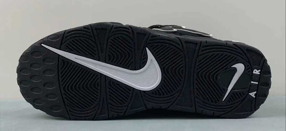 Оригинални мъжки маратонки Nike Uptempo Ambush