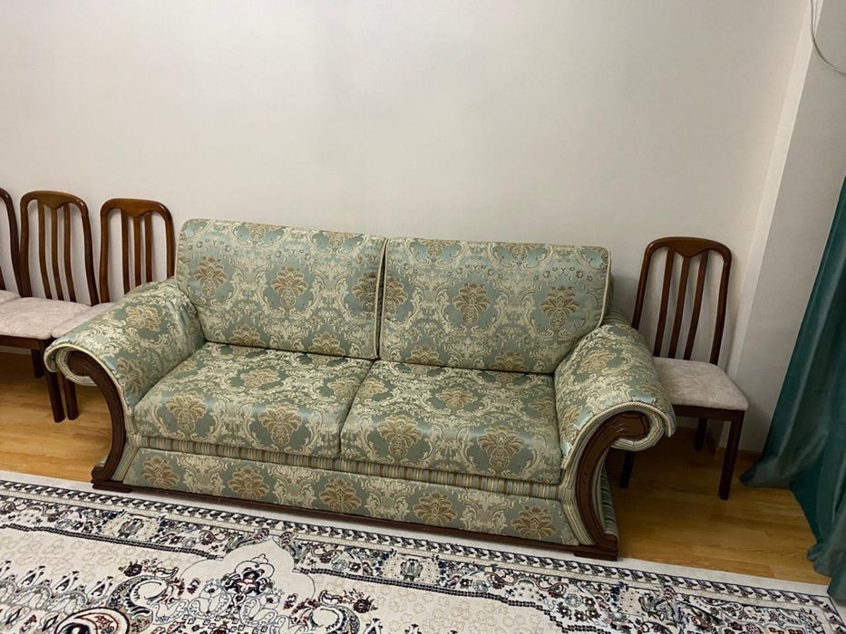 Продам Диван б/у 45000