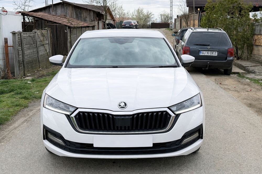Fata completa skoda octavia 4 1.0 tsi 2021 bot complet patte frontala bara capota aripa far trager radiatoare