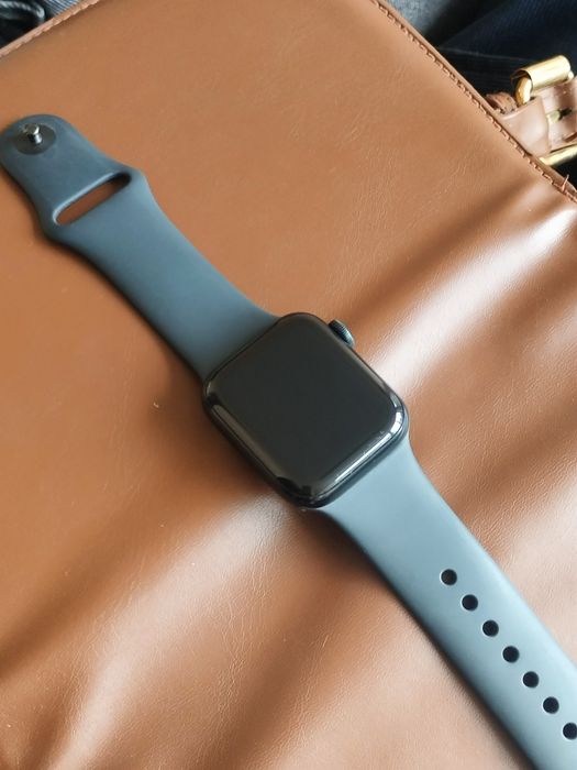 Apple Watch se2 40mm