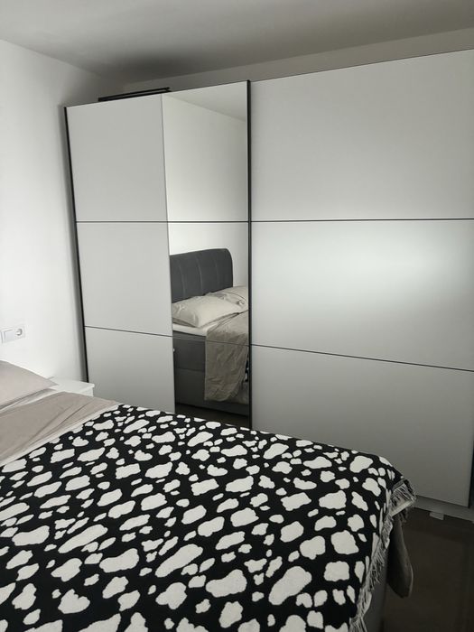 Inchiriez apartamet cu 2 camere