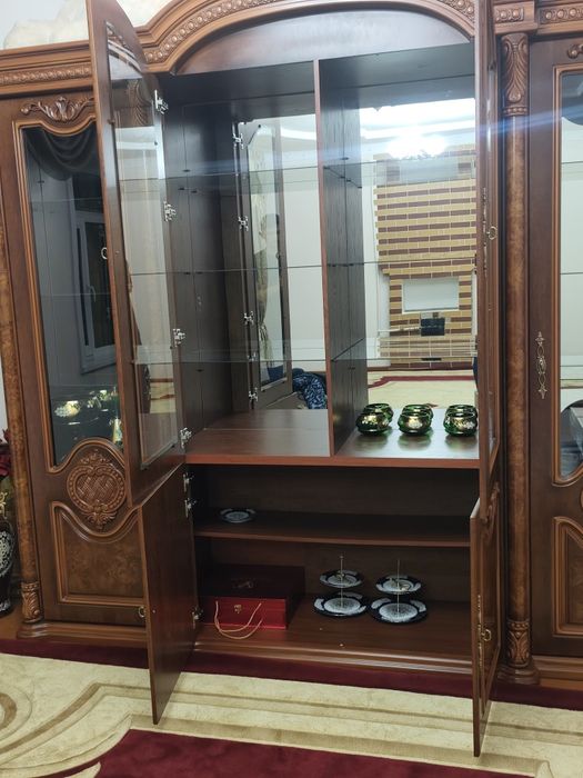 Стенка зал учун.