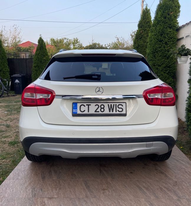 Mercedes GLA 220
