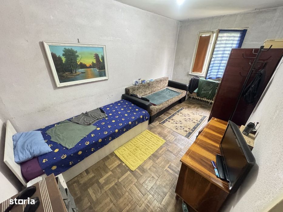 Apartament 3 camere zona Km 4 5