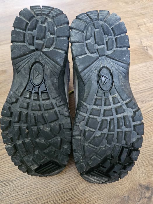 Туристически обувки