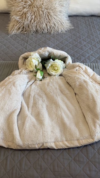 Зимняя куртка на девочку