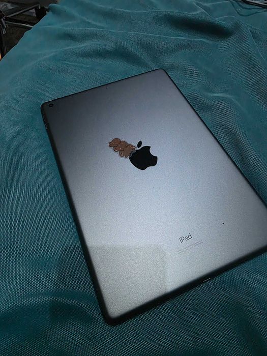 iPad 7-го 32GB Space Gray Wi-Fi + Коробка + Стилус ZAGG