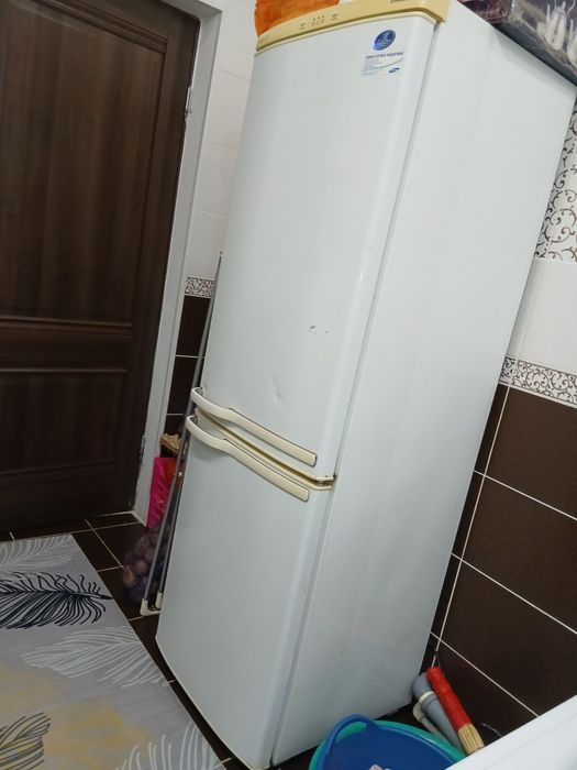 Холодильник 2009