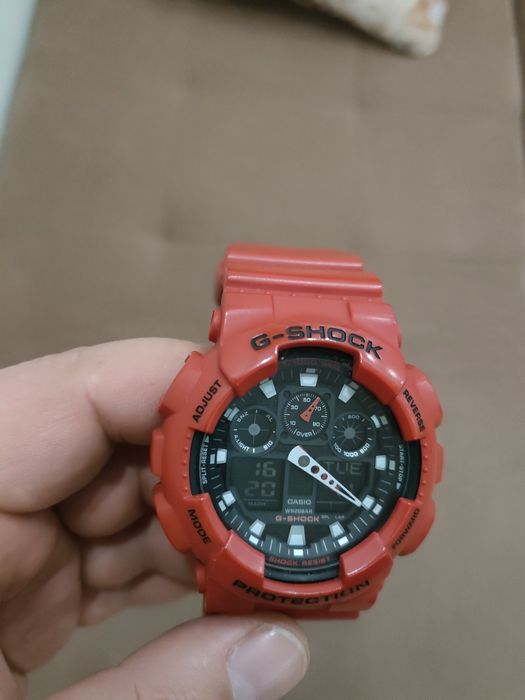 Casio G-Shock red
