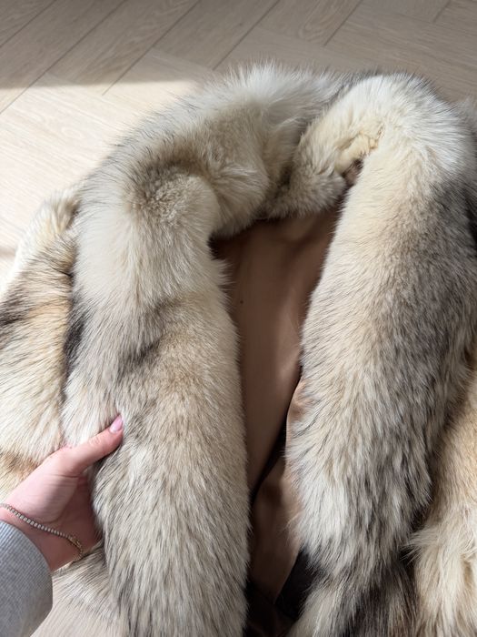 Haina din blana de vulpe