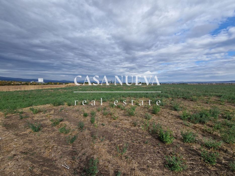 Парцел в с.Равно поле, София