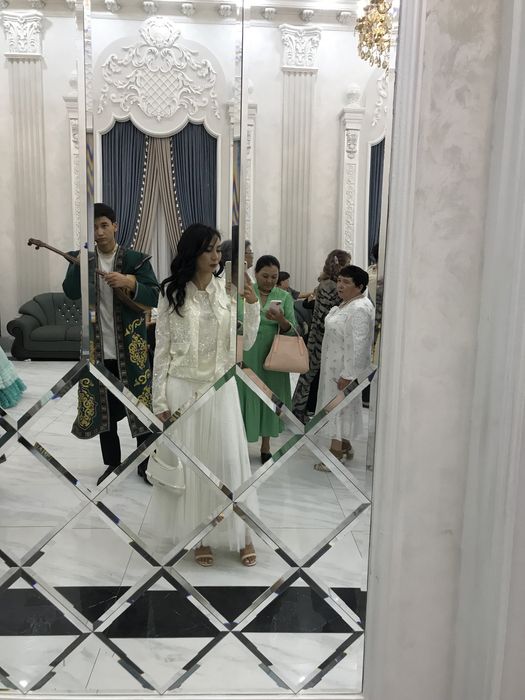 Продам пиджак шикарный