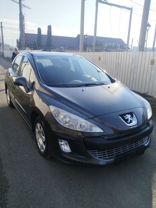 Vând Peugeot 308