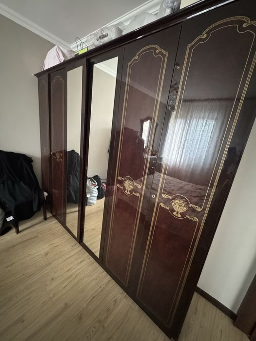 Спальный гарнитур