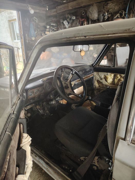 Ваз-жигули 2103.