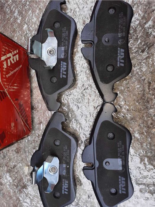 Set placute frana față față Mercedes BenzVW LT
