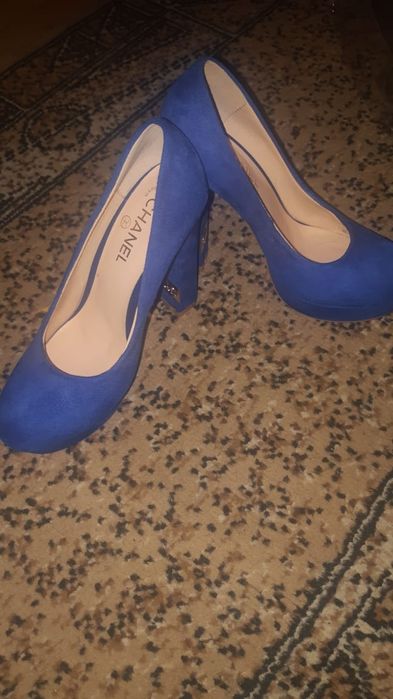 Туфли новые замшевые