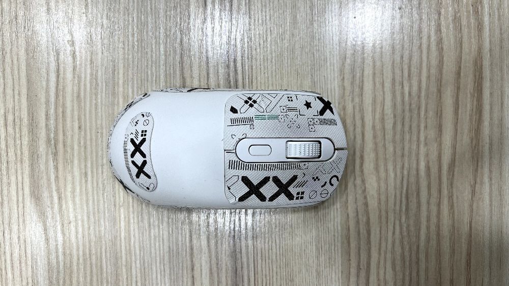 X8 virelles mouse